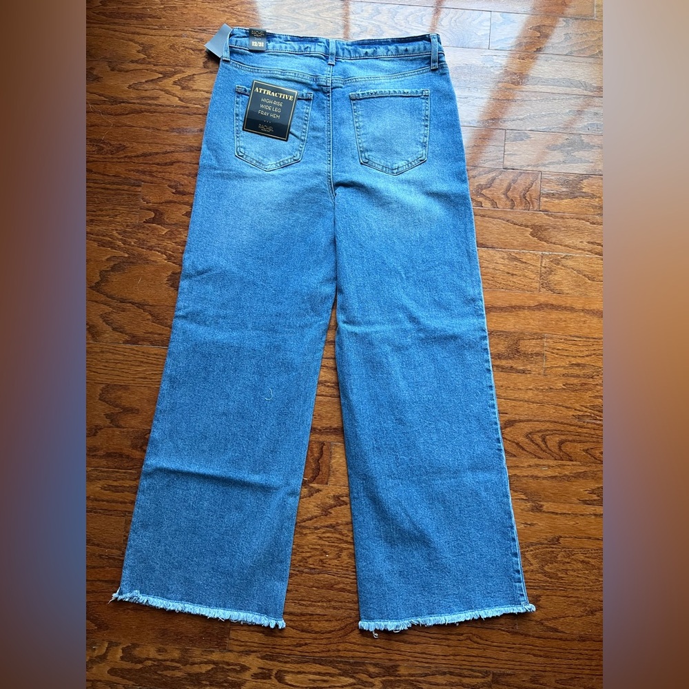 NWT RACHEL Rachel Roy Light Blue Wide-Leg Frayed Hem Jeans - Picture 4 of 4